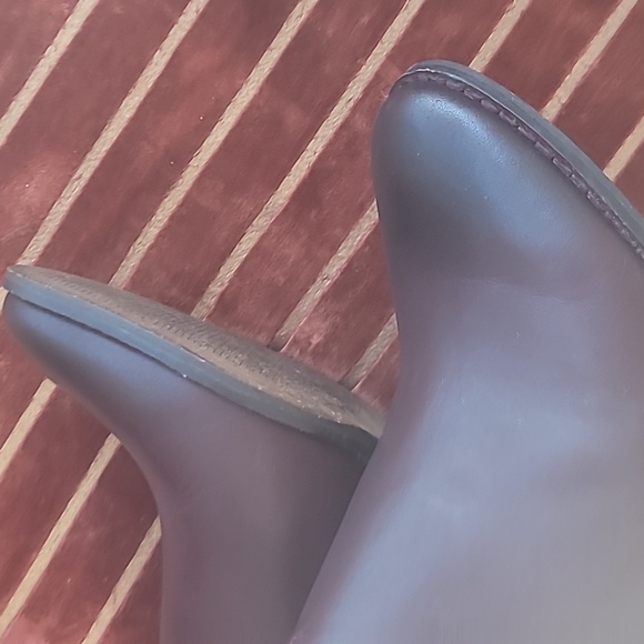 Kelsi Dagger Booties - Picture 14 of 16